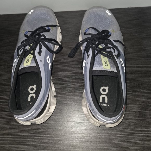 On Running Shoes - On Running Gray and Black Sneakers